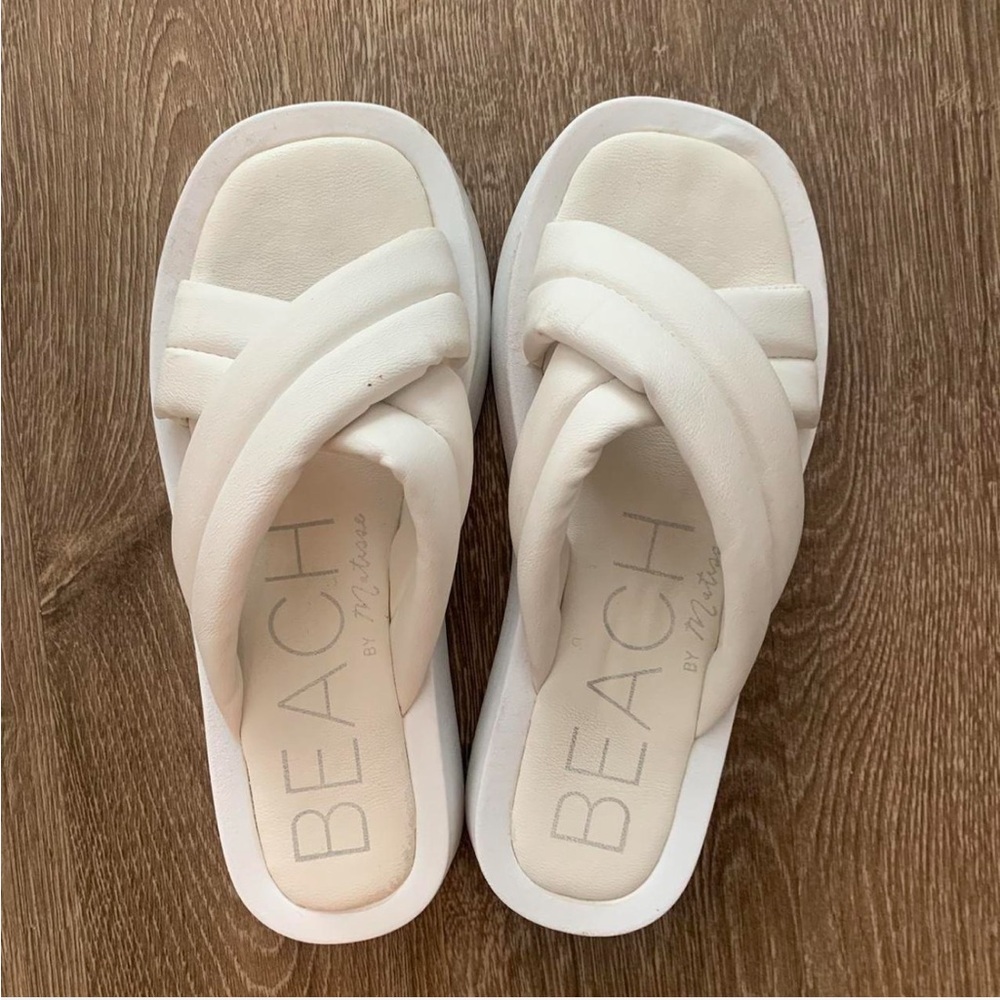 Women's White Sandals - Picture 1 of 4